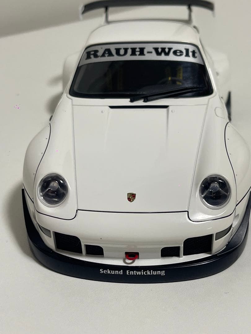 AUTOart オートアート　1/18 ポルシェRWB 993
