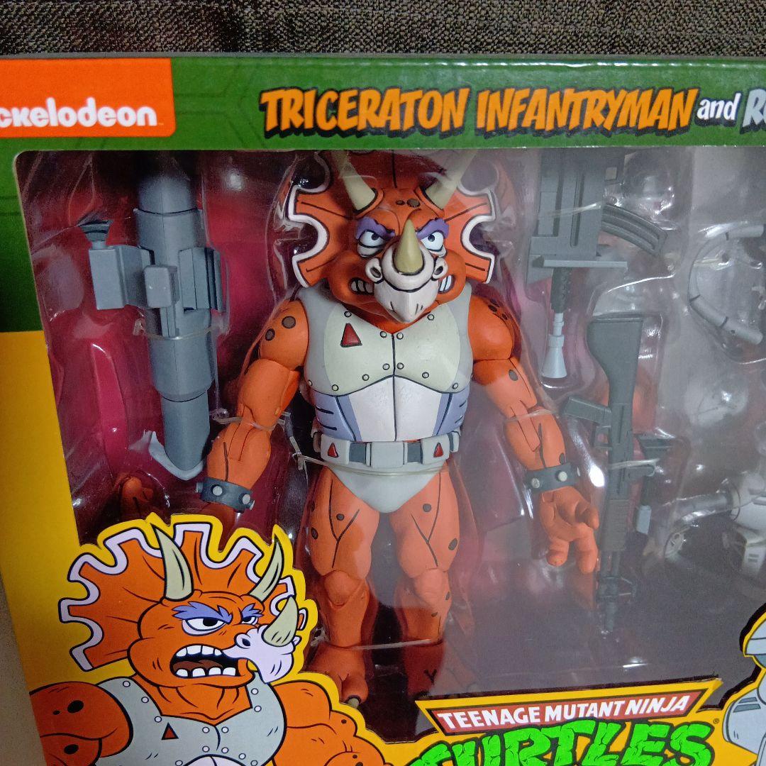 ネカ　ミュータントタートルズ トリケラトン・インファントリーマン ロードキル