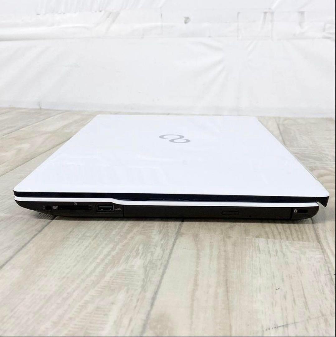 トニーざタイガー✨新品FUJITSU ノートパソコン　FMVA43/H2