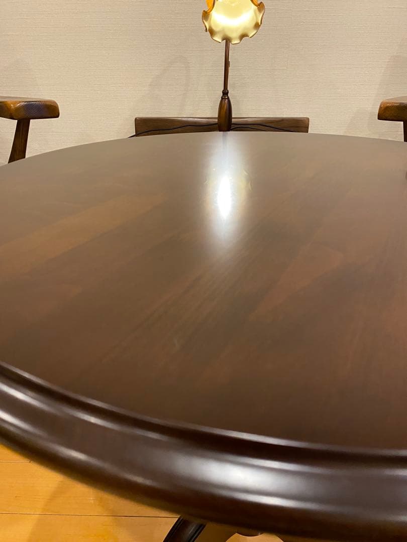 H*p様 値下げ　カリモク家具 円形テーブルTC7029NK コロニアル