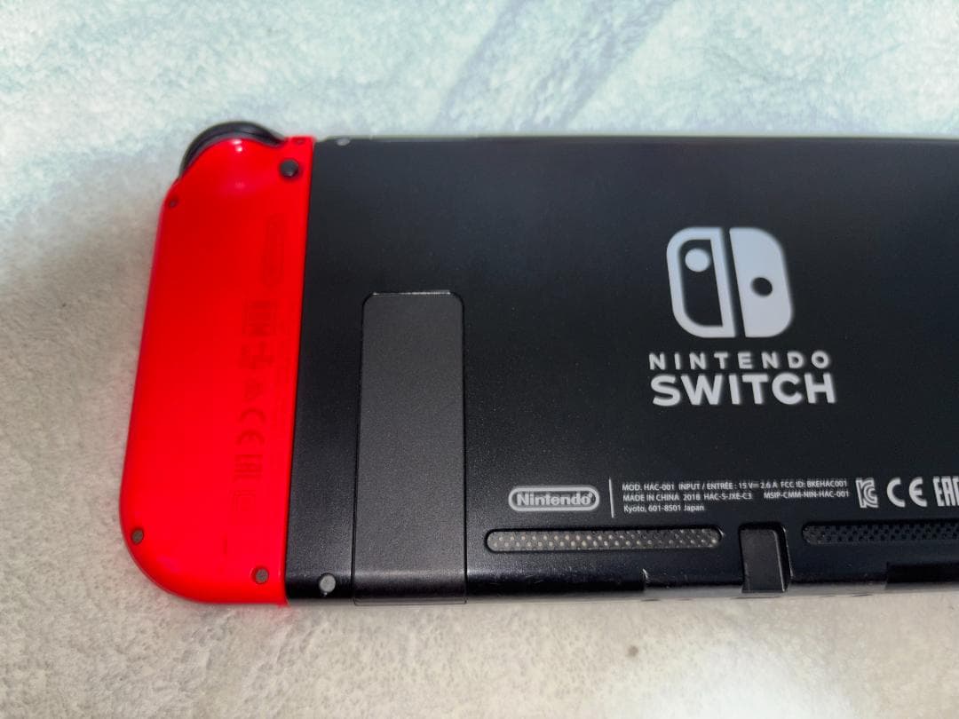 【完品】Nintendo Switch 初期 本体+プロコン、携帯ケース