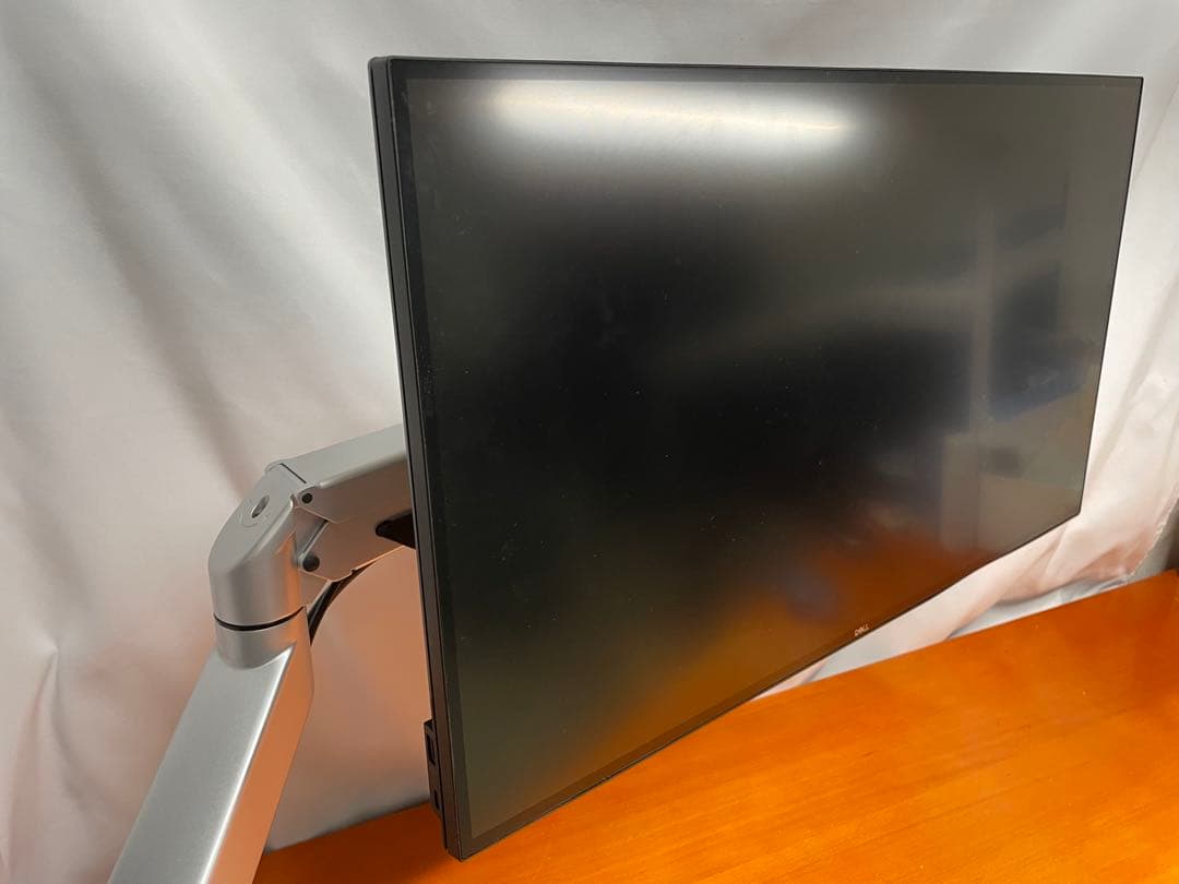 DELL製25インチ2.5K(WQHD)液晶モニター アーム付き