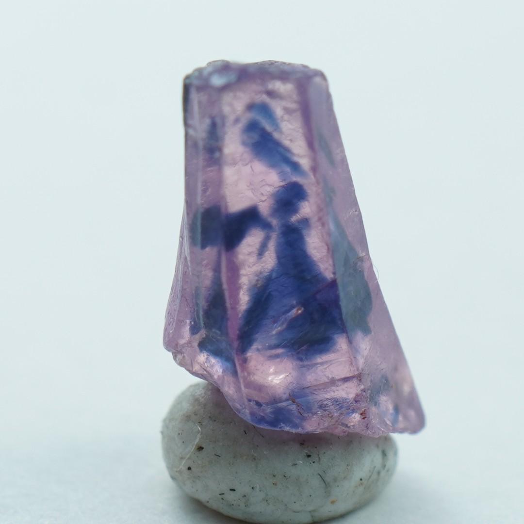 ウインザサファイア　結晶　タンザニア産