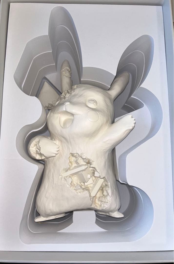 【値下げ】ダニエルアーシャム × ポケモン ピカチュウDaniel Arsham