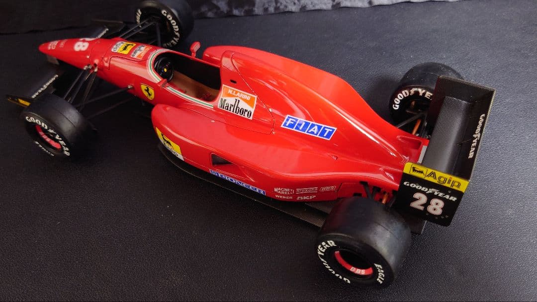 フジミ模型 1/20 フェラーリ F92AT 92年 N.ラリーニ 完成品