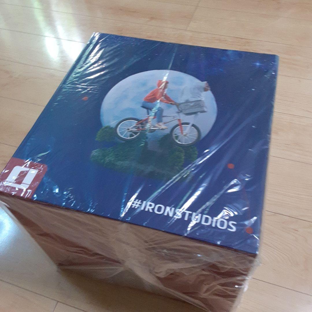 1/10サイズ　 E.T. エリオット　デラックス・アートスケール フィギュア