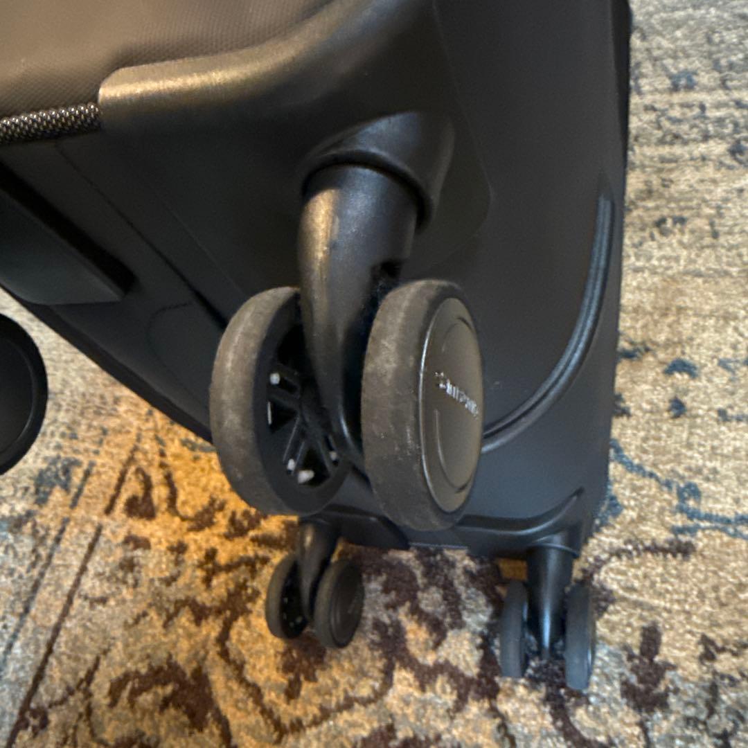 美品　サムソナイト　ソフトキャリーバッグ STRARIUM