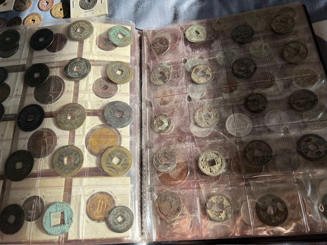 中国古銭 アルバム208枚揃い 古銭 清朝 咸豊重寶當十 雍正 康熙など 