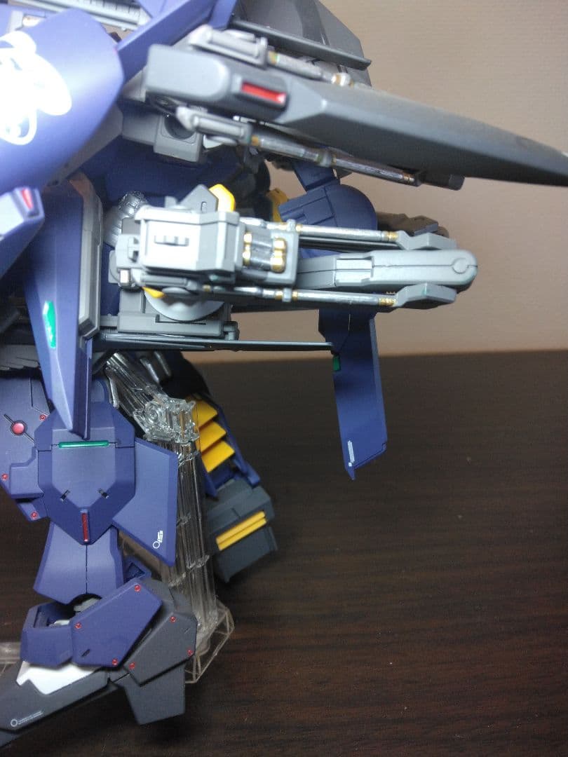 HGガンダムTR-1 ハイゼンスレイ・ラーⅡ全塗装完成品　改造品　　台座付