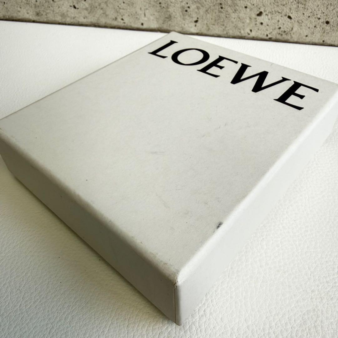 ま*ん様 LOEWEロエベ バーティカル ウォレット 3つ折り 折りたたみ財布