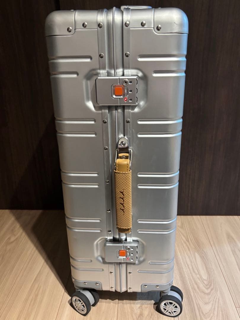 【muta marine】 60L スーツケース