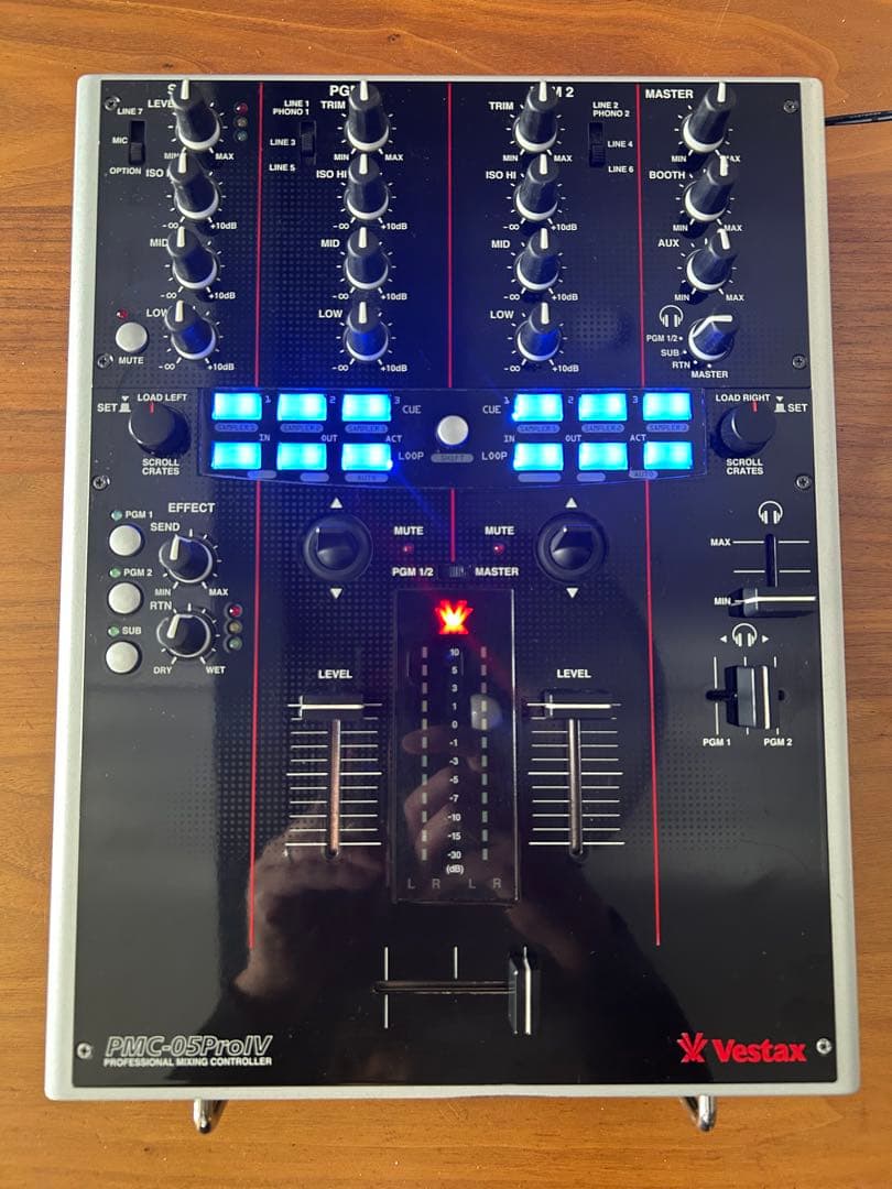 【良品】Vestax PMC-05Pro IV DJミキサー ブラック