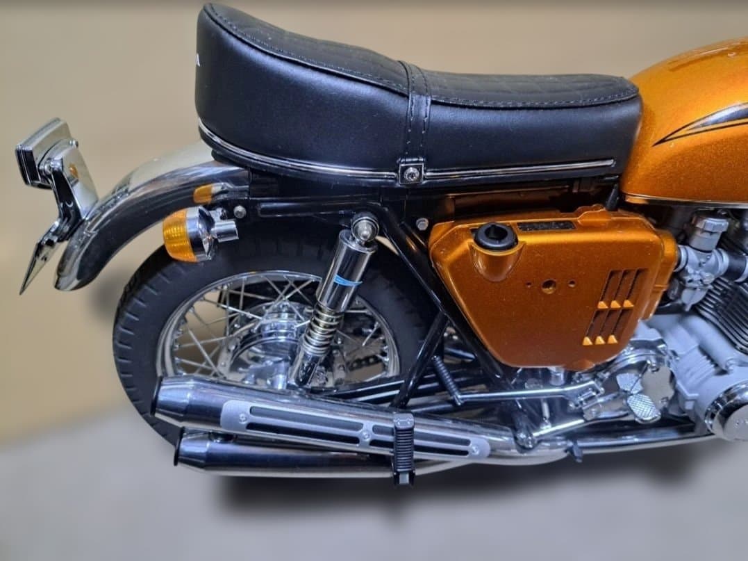 ホンダ　CB750完成品　HONDA B750　FOUR