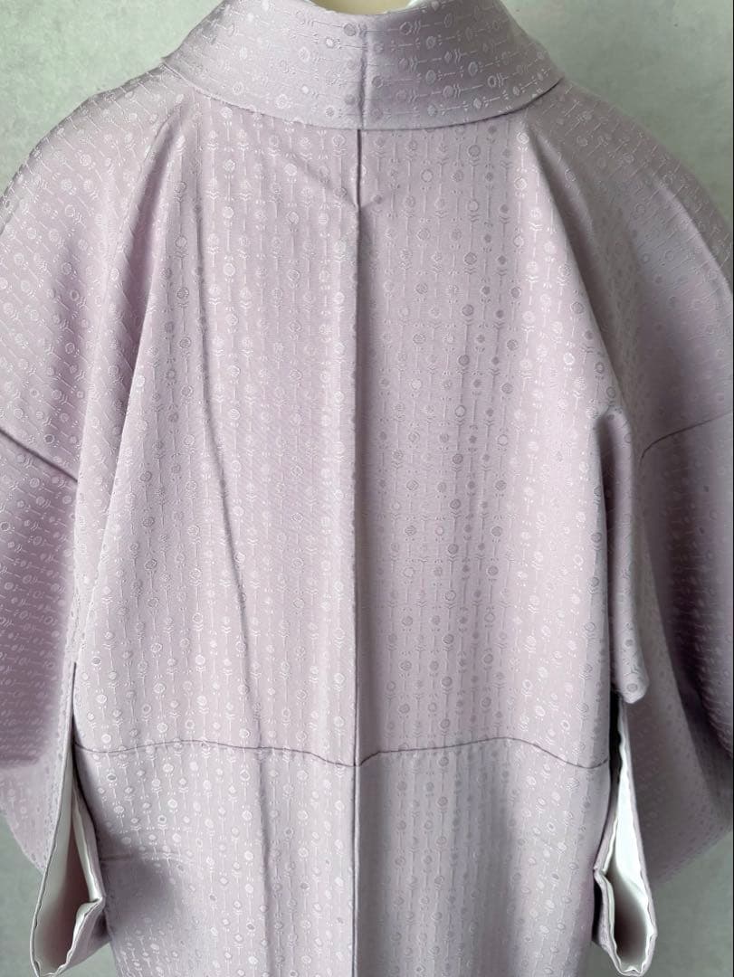 a16【特価】美品 抽象模様織り出し 一つ紋 正絹 色無地 裄 65.5