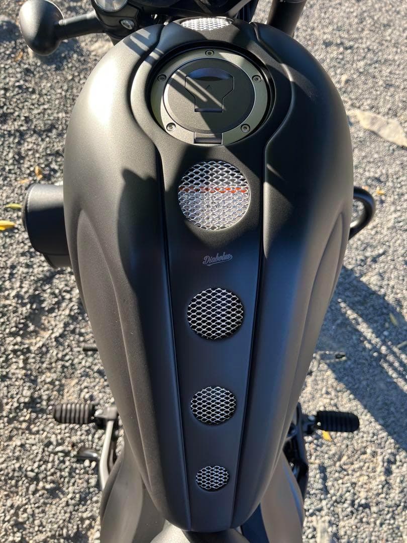 セール中K-SPEED DiabloRB0115 タンクカバー Rebel250