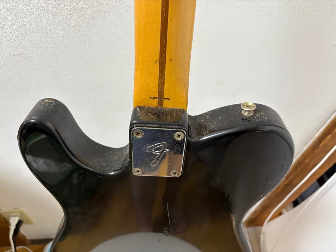 Fender Telecaster ブラックエレキギター