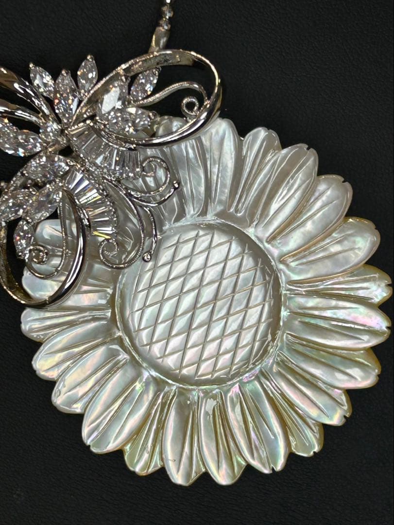 みるくみるく❣️白蝶貝細工向日葵　同梱おまとめ割