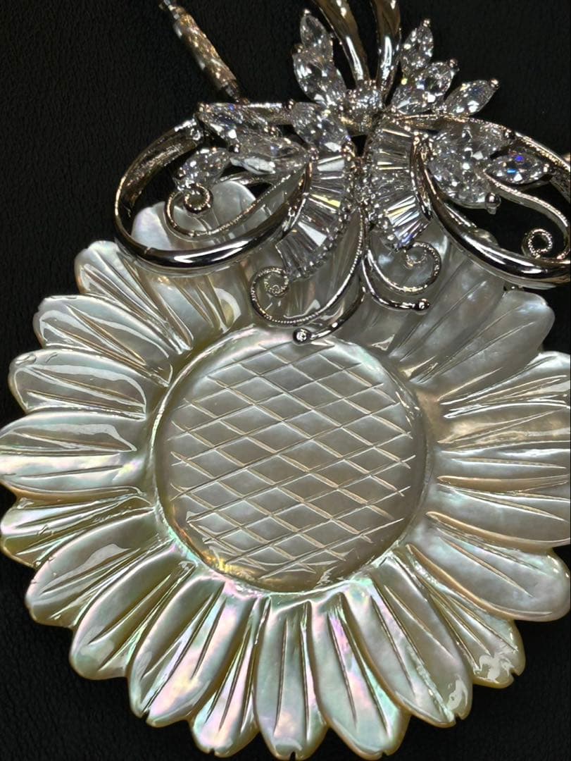 みるくみるく❣️白蝶貝細工向日葵　同梱おまとめ割