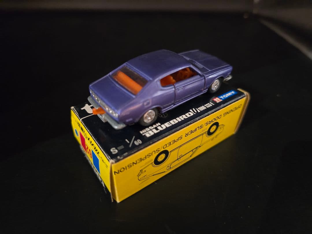 トミカ 62-1-2 ニッサン ブルーバード けん引 1Eホイール 日本製