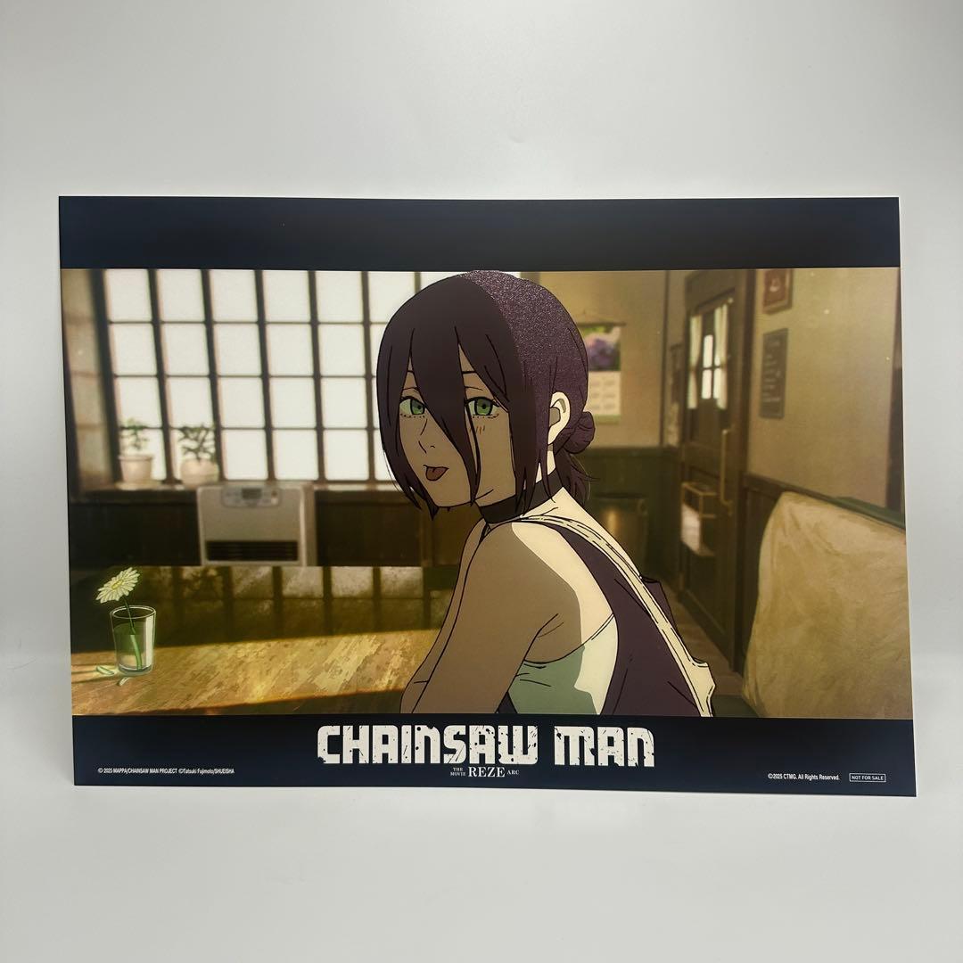 台湾限定 劇場版 チェンソーマン レゼ編 レゼ A3 夜光ポスター　香り付き