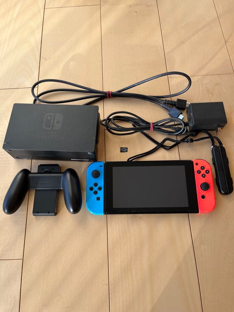 Nintendo Switch 本体 SDカード付 青/赤 Joy-Con