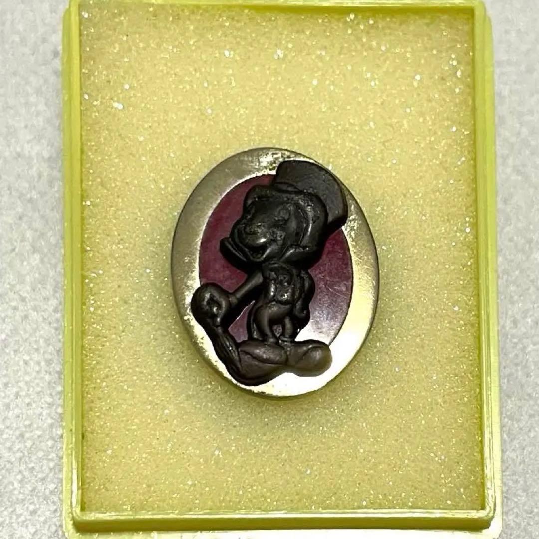 東京ディズニーリゾートトレーナーキャスト限定トレーナーピン　ジミニー・クリケット