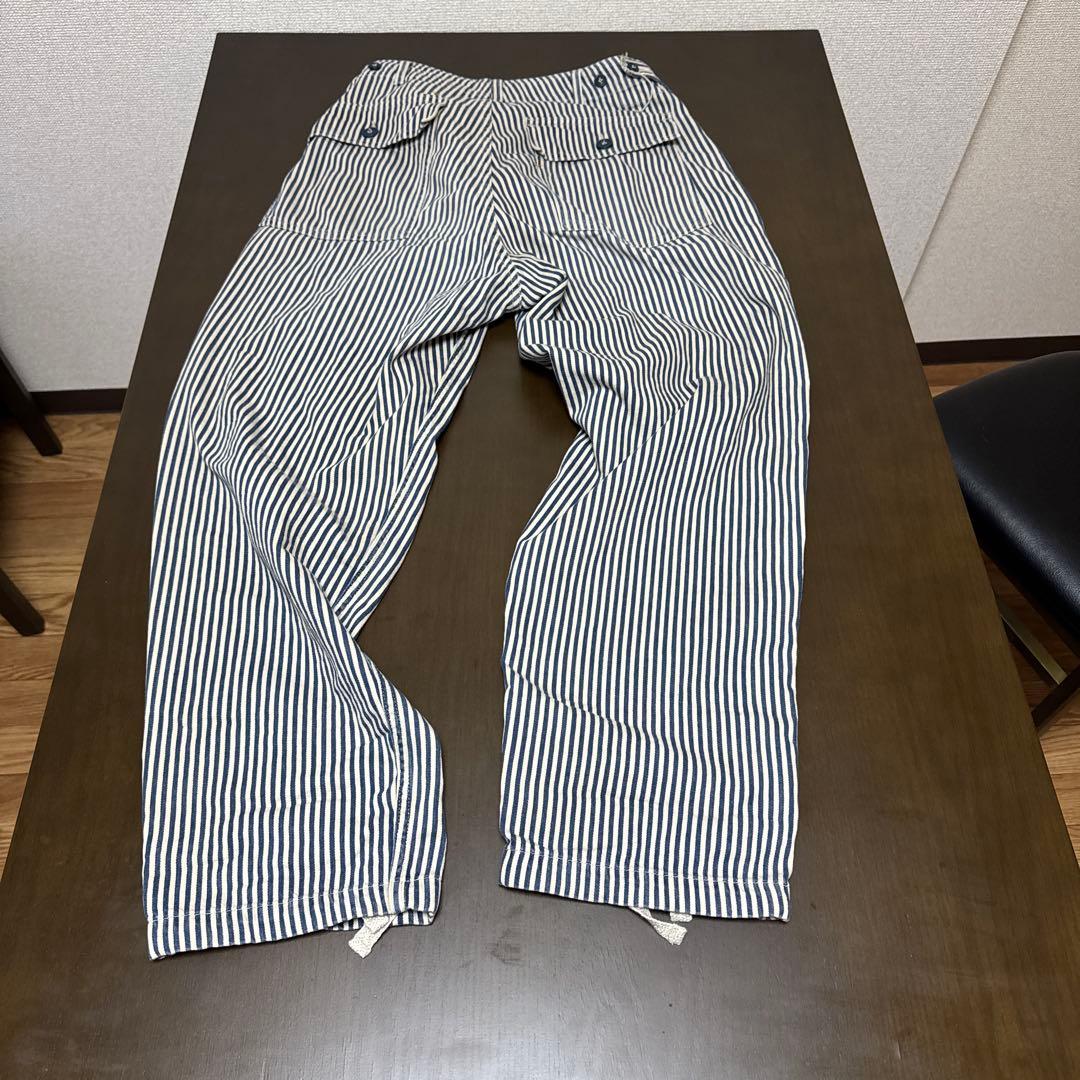 45R モンプデニムの908ベイカーパンツ　ヒッコリー柄