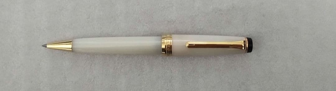 セーラー万年筆 油性ボールペン 四季織々 0.7 名月