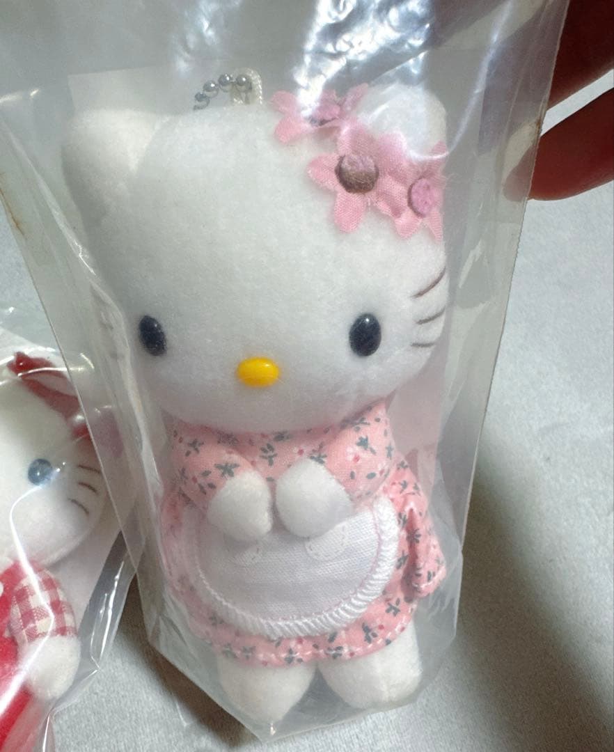 希少 ハローキティ フラッシュマスコット ぬいぐるみ