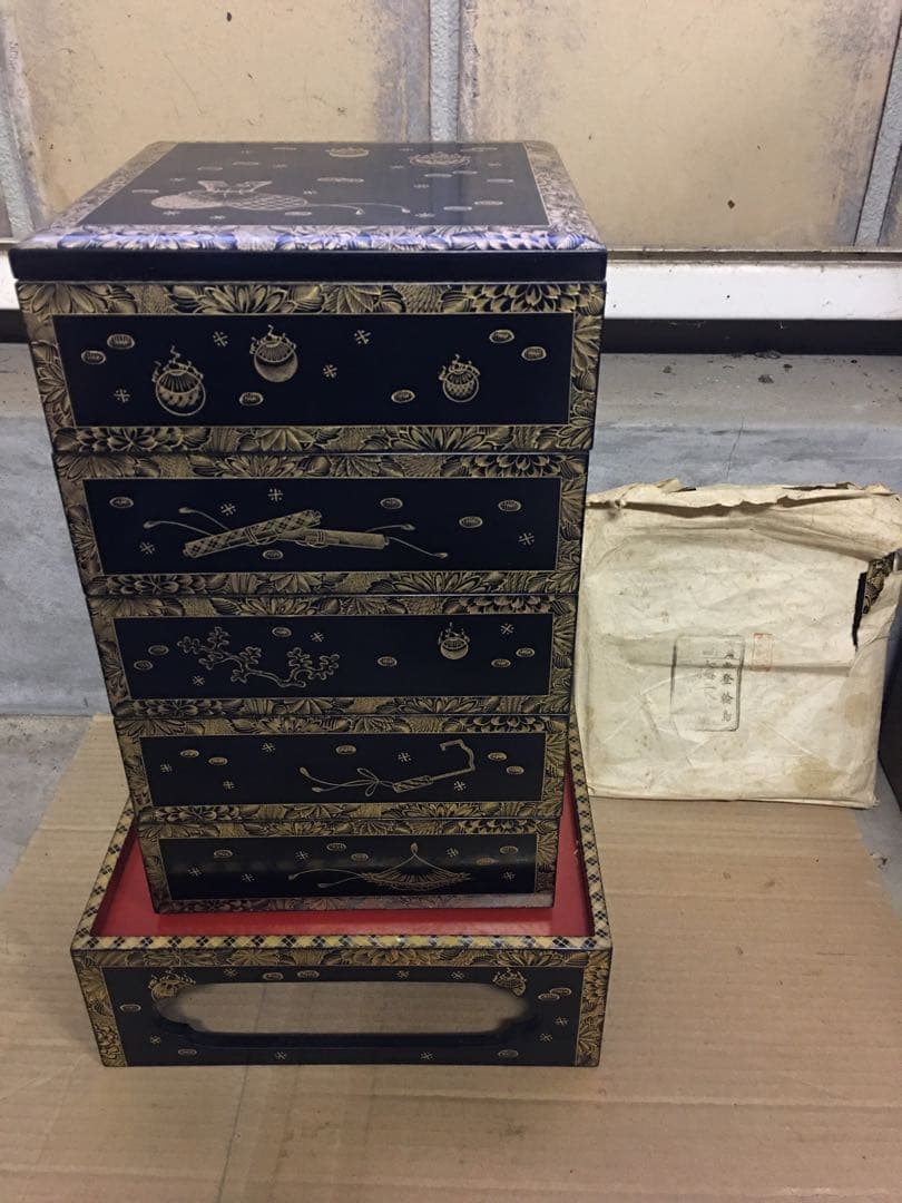 古い重箱　骨董　昭和レトロ