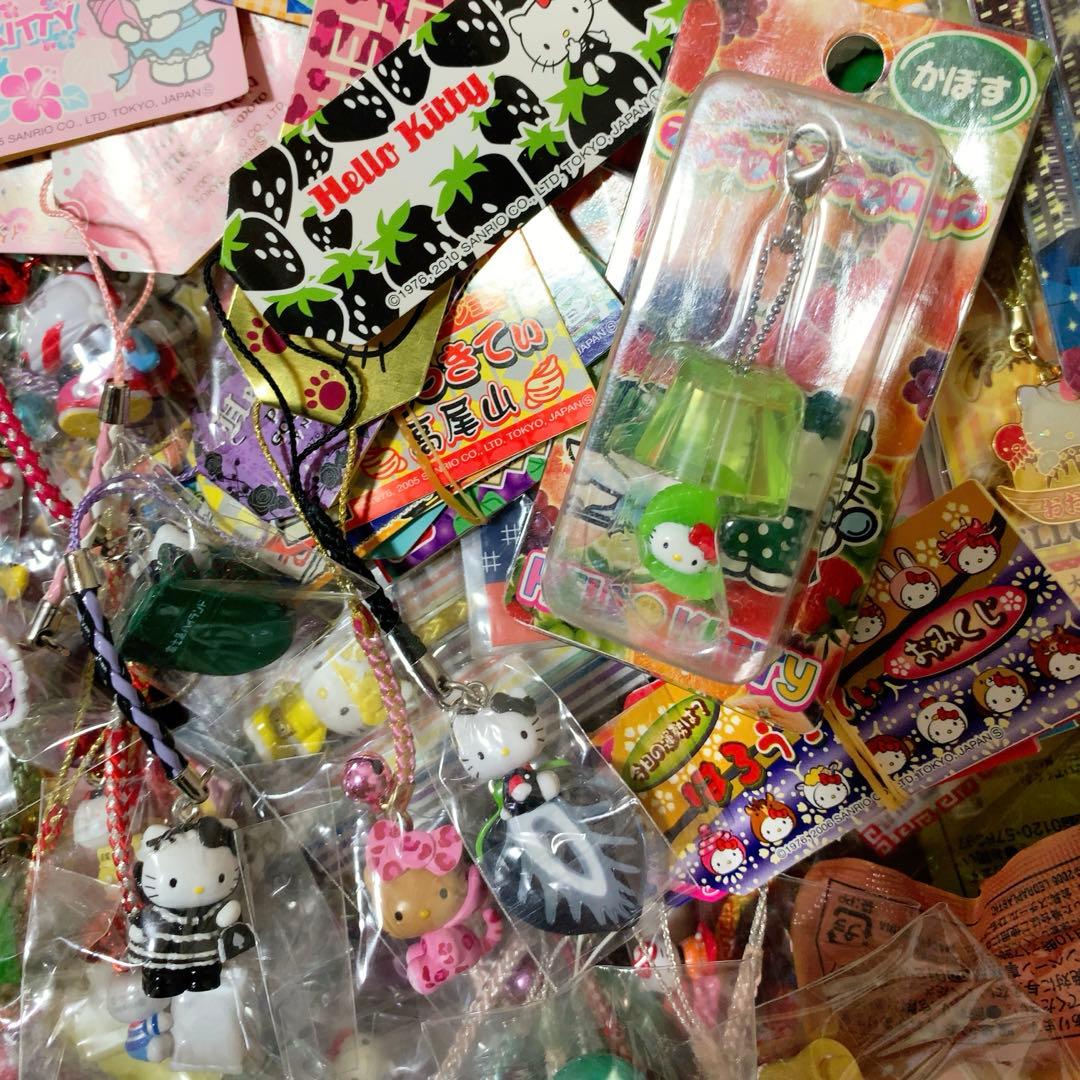 激レア　ご当地キティ248個【ロリータ/イチゴ根付/コラボ/非売品等】入手困難