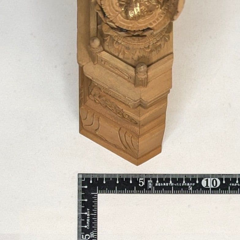 【フォロー割・新品】 三宝尊　金泥　紅檀　上彫り　総高さ約26cm　日蓮宗