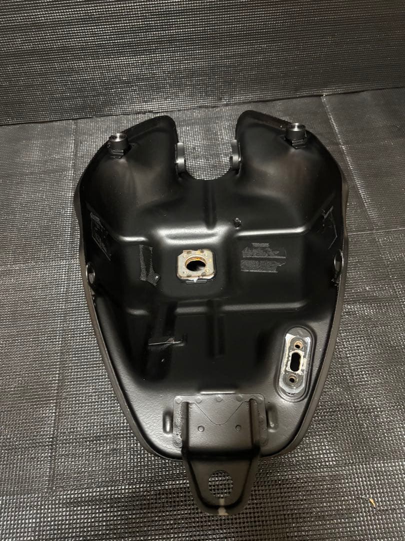 Kawasaki バリオス 2型 純正タンク