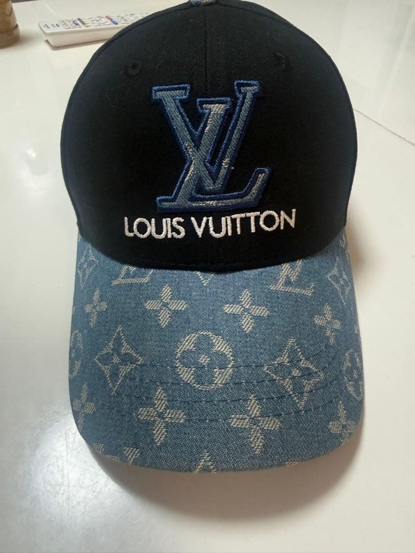 LOUIS VUITTON デニムキャップ