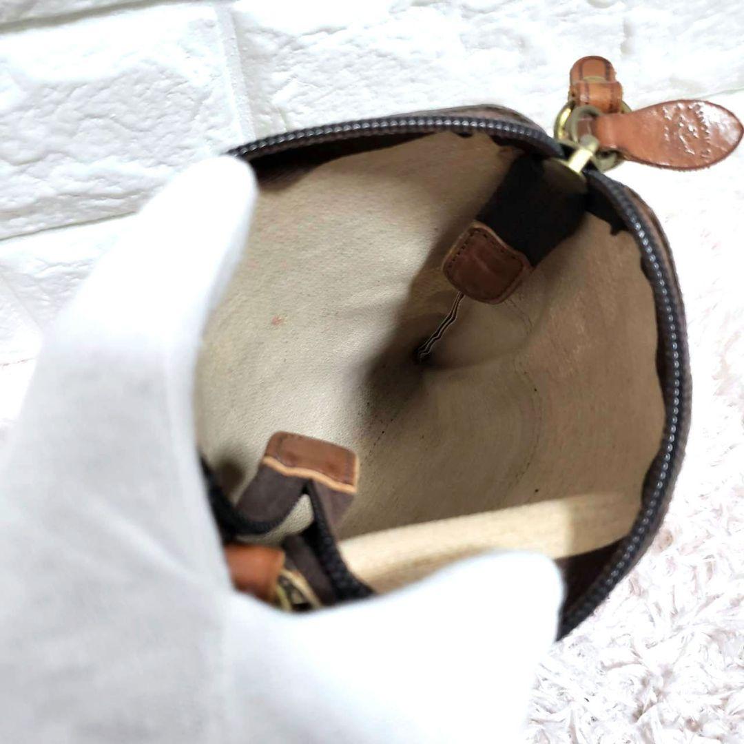 IL BISONTE イルビゾンテ カモフラ 限定 クロスボディショルダーバッグ