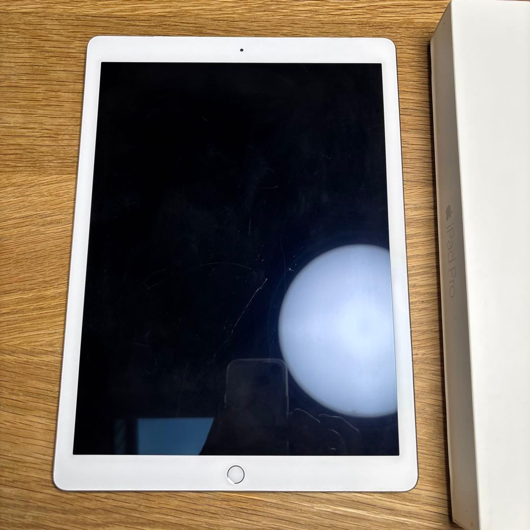 n*4様 iPad Pro (第一世代)128GB Wi-Fi + Cellul