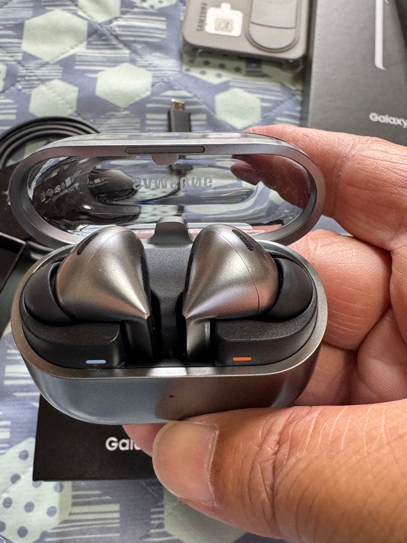 Samsung Galaxy Buds3 Pro シルバー