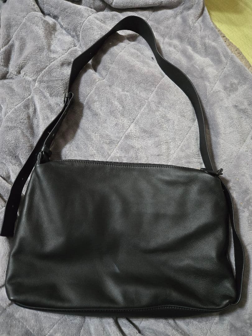 ear PAPILLONNER イア パピヨネ　ショルダーバッグ　ブラック