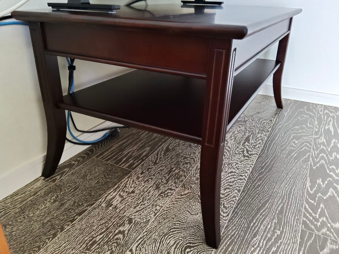 曙工芸製作所のローテーブル