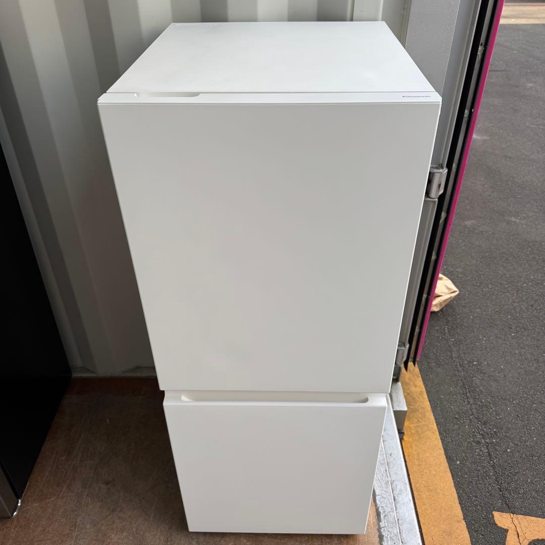 C7304★2024年製★ほぼ新品★パナソニック冷蔵庫インバーターマットホワイト