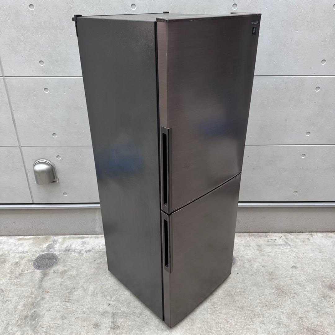 112⭐️2022年製美品★シャープ　冷蔵庫　ブラウン　大型　2ドア　280L