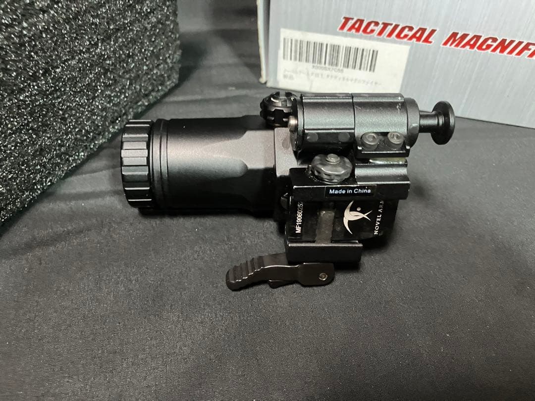 Tactical Magnifier ブラック 光学機器