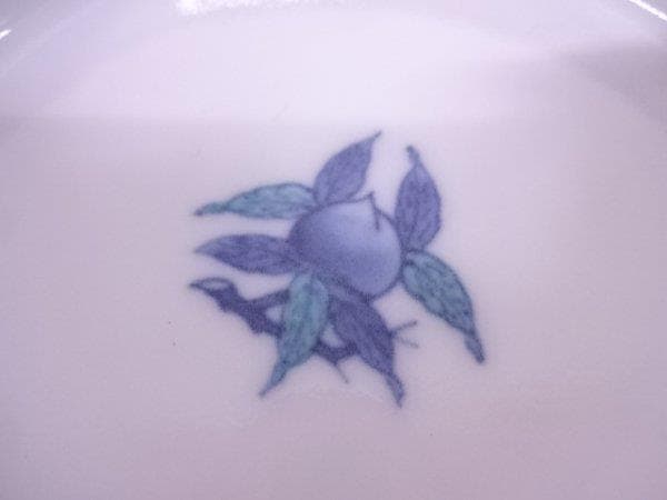 新春・蔵出し逸品・人間国宝14代酒井田柿右衛門・重要文化財保持者