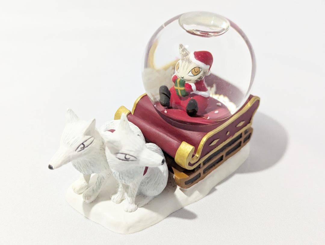【未使用保管品】わちふぃーるど ダヤン 狼 クリスマス サンタ 陶器スノードーム