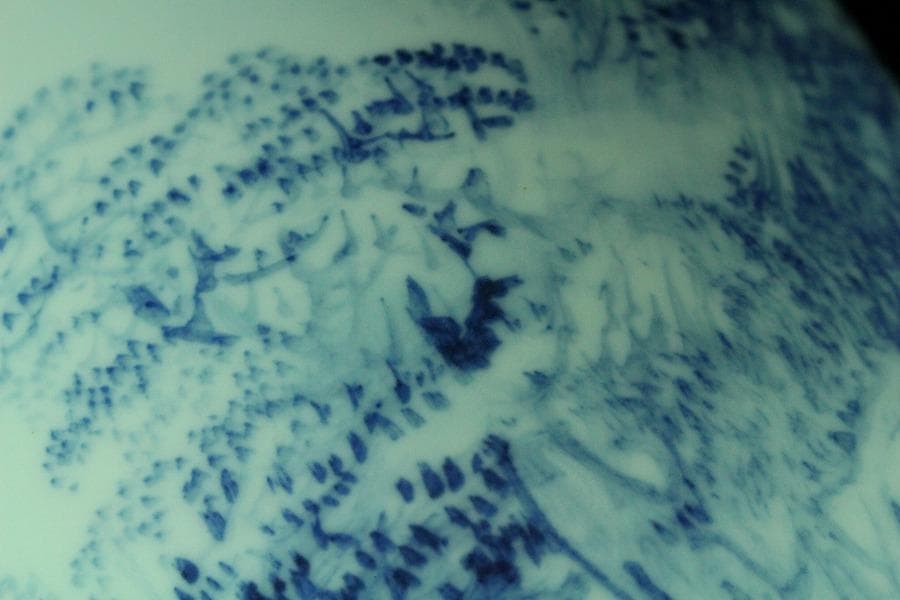 中国美術 青花 湖山清遠 景徳鎮 在銘 花器(K-A389)