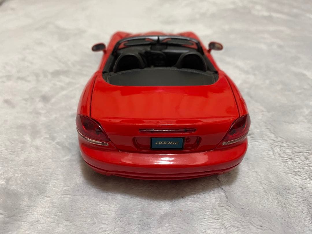 ミニカー Maisto DODGE VIPER 1/18