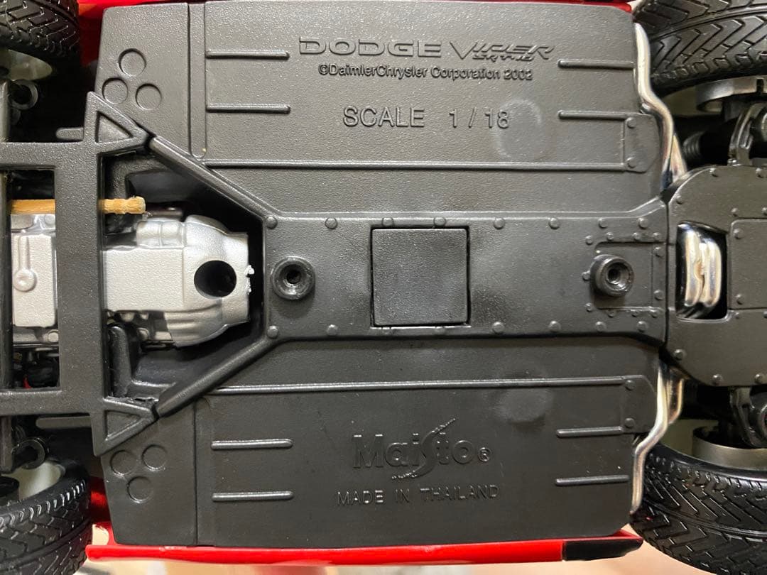 ミニカー Maisto DODGE VIPER 1/18
