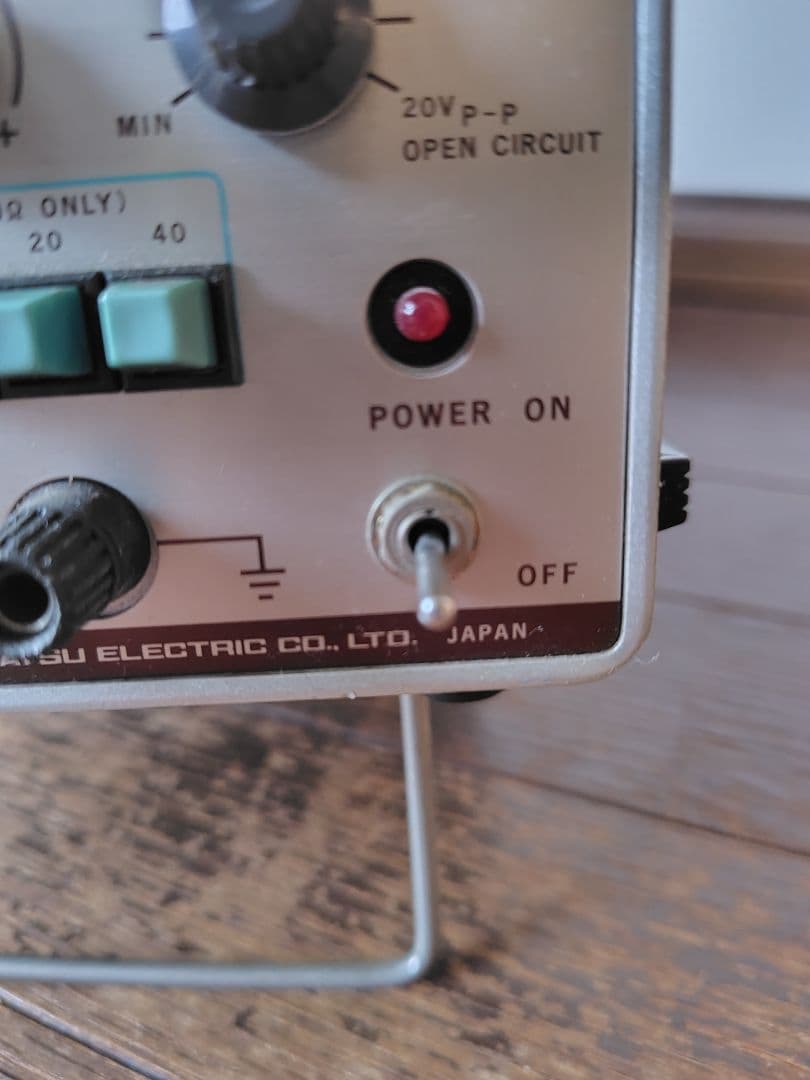 IWATSU ファンクションジェネレーター　FG-330