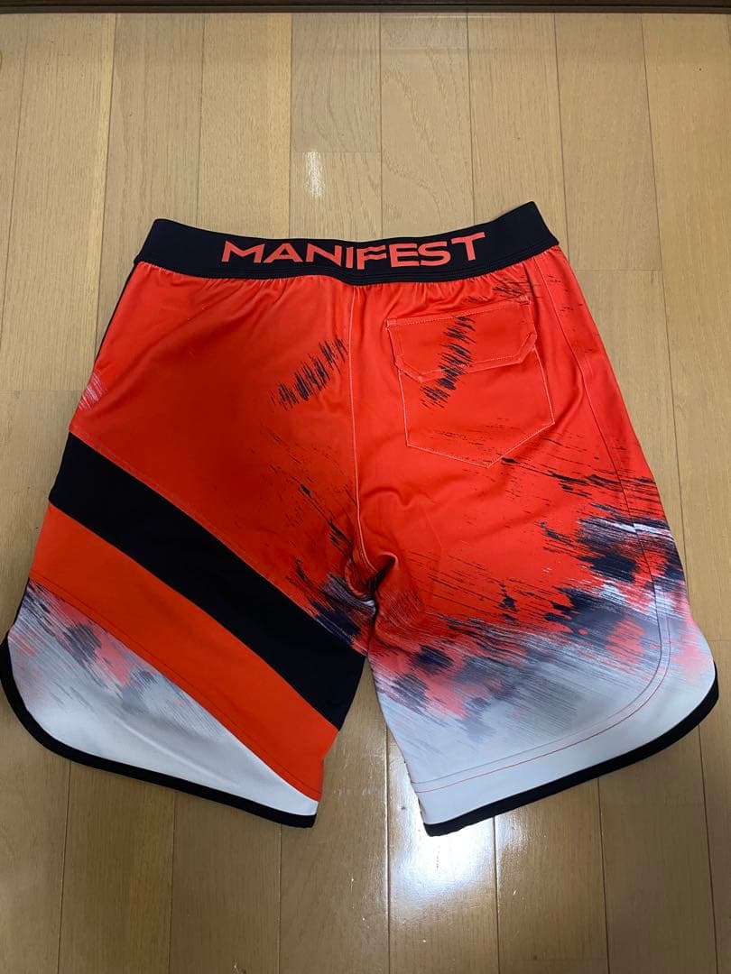 水着・ラッシュガード t.watanabe