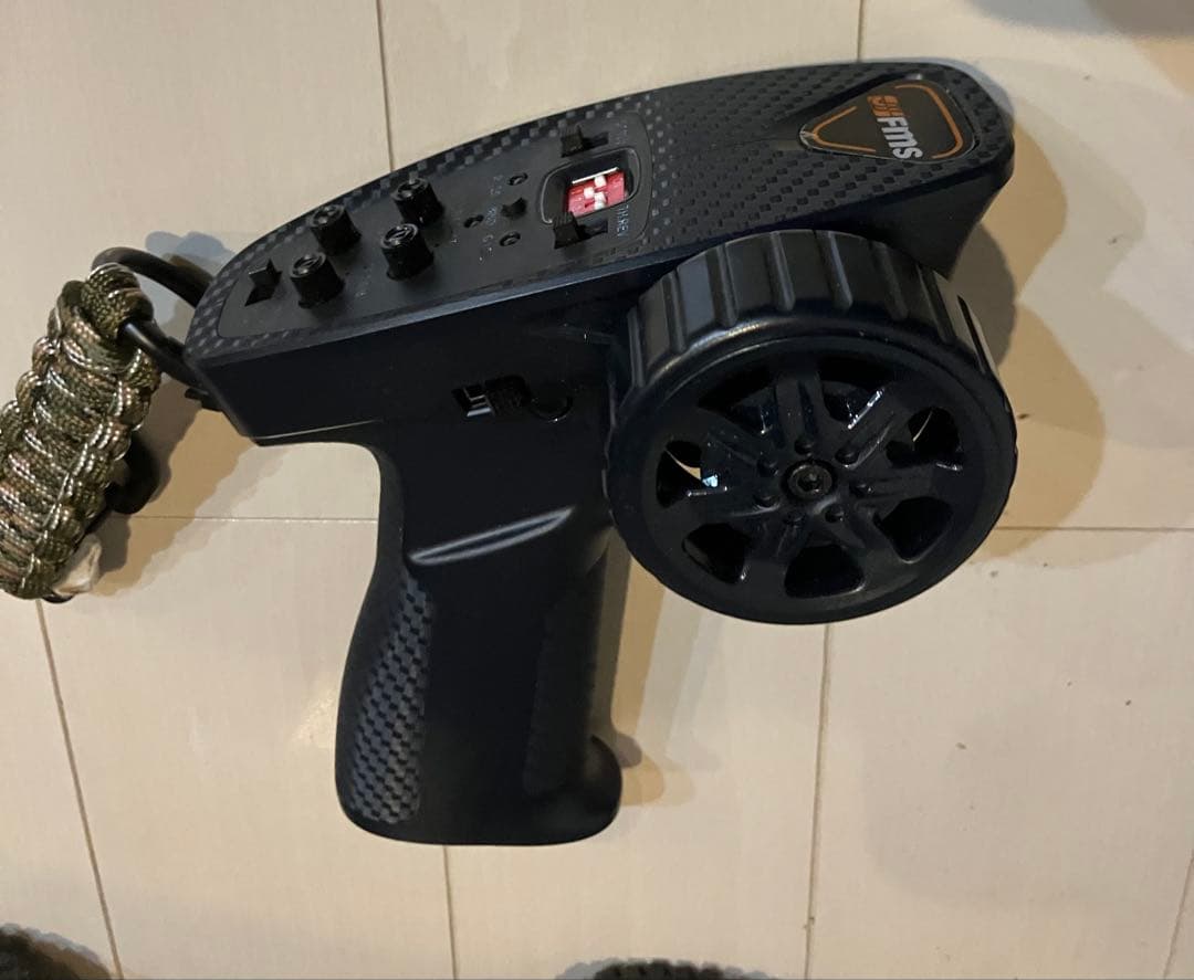 FMS FCX18 トヨタ ランドクルーザー LC80 1/18 クローラー